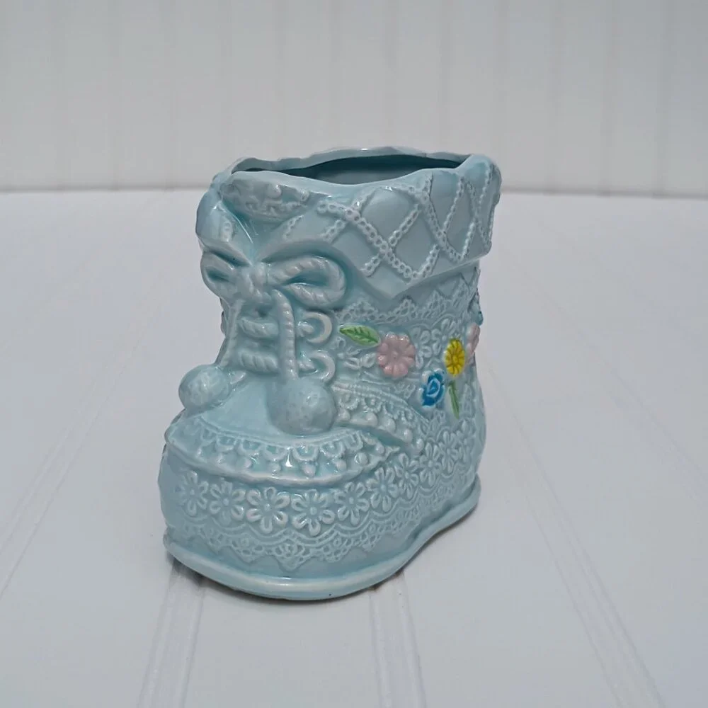 Napco Japan Vintage Baby Bootie Planter Blue Ceramic Laced Flower Mid-Century 4